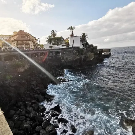 Home2book Design * Puerto de la Cruz (Tenerife)