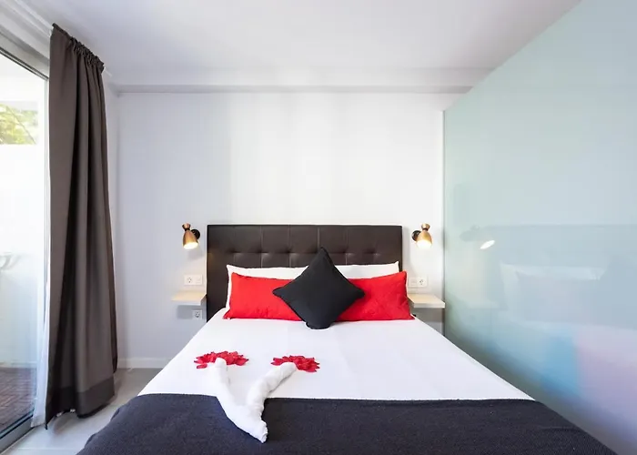 Home2book Design * Puerto de la Cruz (Tenerife)